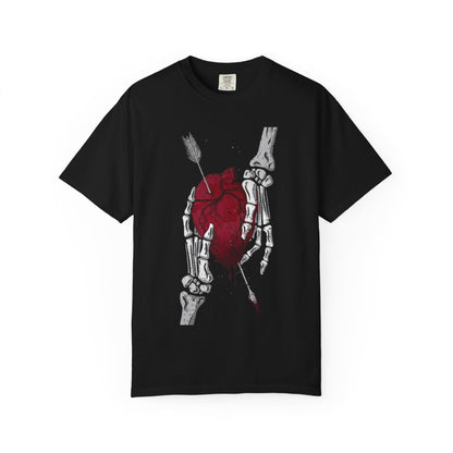 Heartfelt Skeleton Unisex T-Shirt | Edgy Graphic Tee for Halloween, Gifts, Streetwear, Festival Fashion, Casual Style